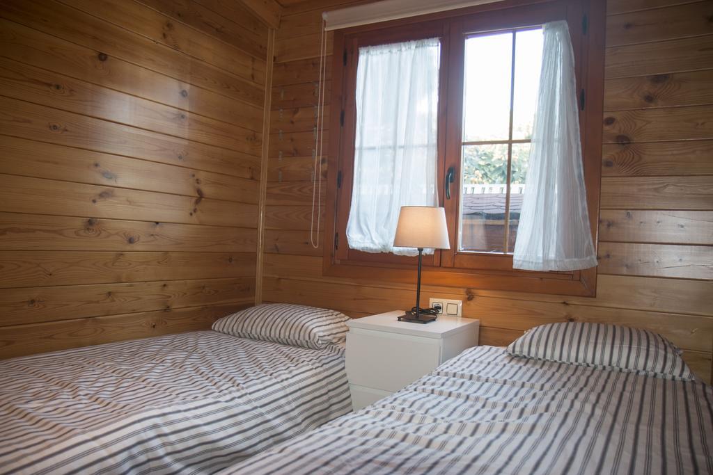 Wood House Close Beach Марбеля Екстериор снимка
