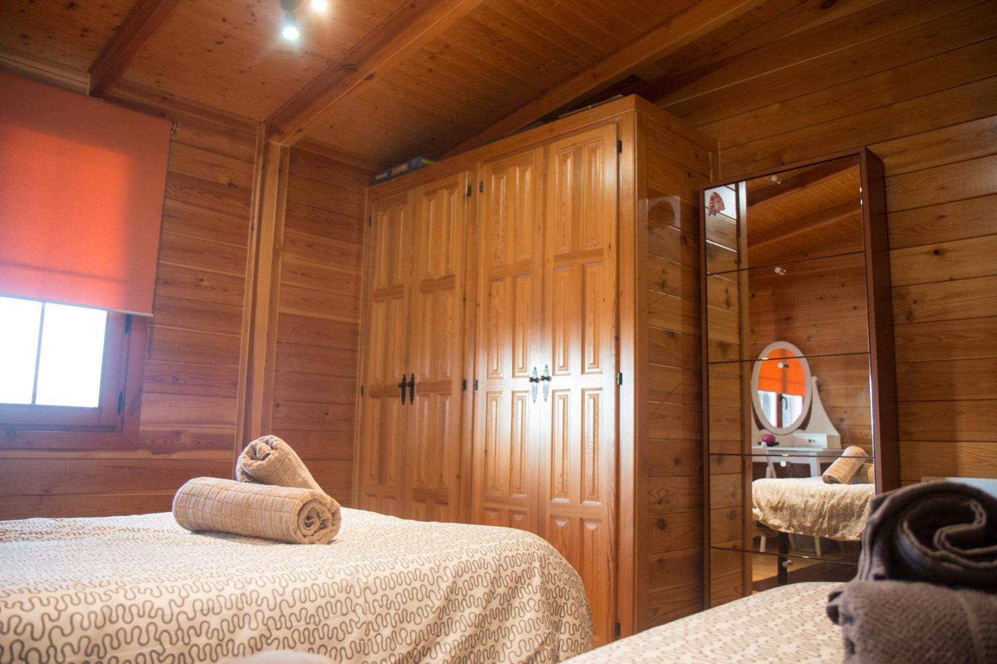 Wood House Close Beach Марбеля Екстериор снимка